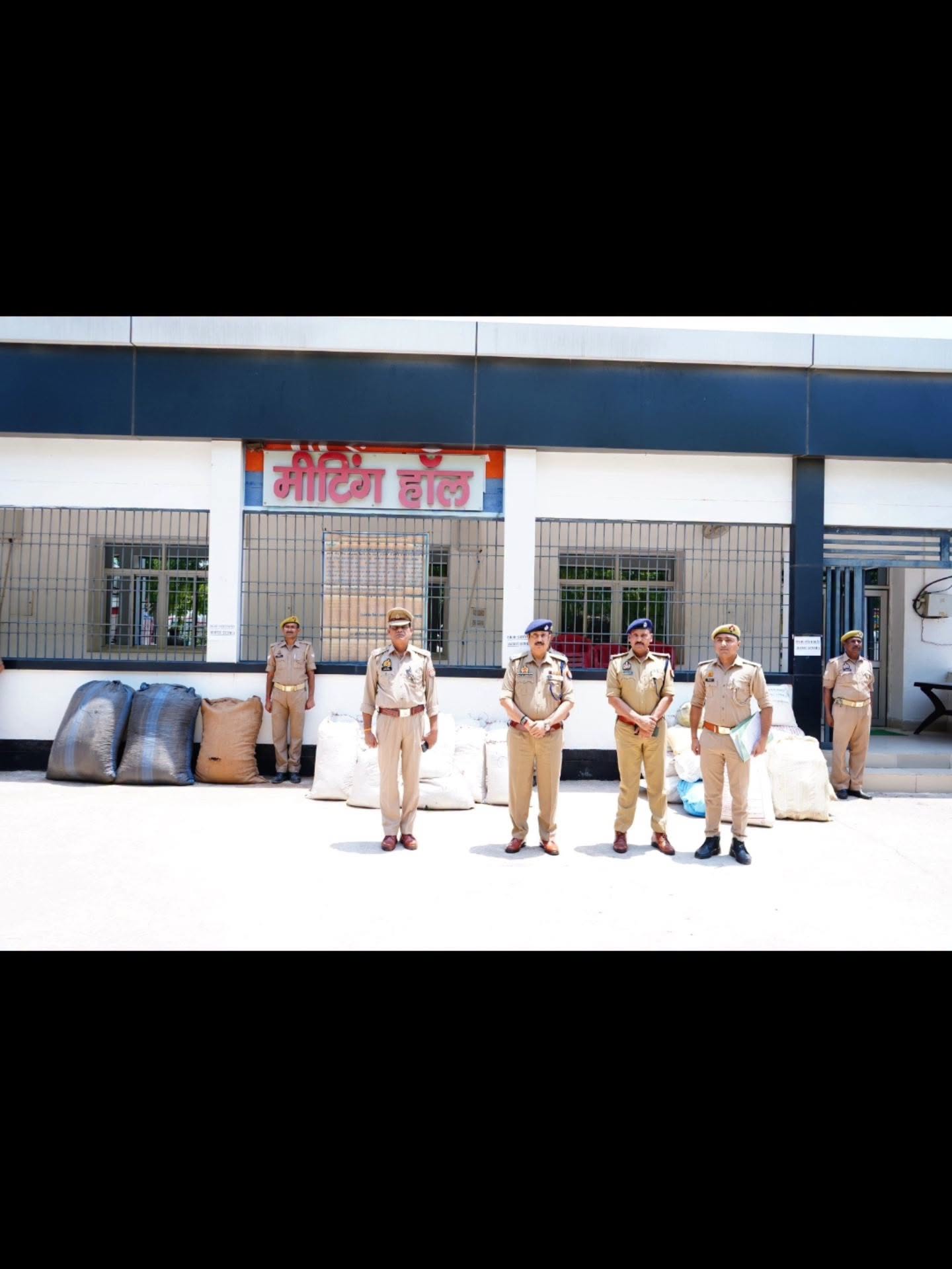 ऑपरेशन दहन के तहत इटावा पुलिस ने 5.31 करोड़ रुपये के मादक पदार्थों का किया विनष्टीकरण
