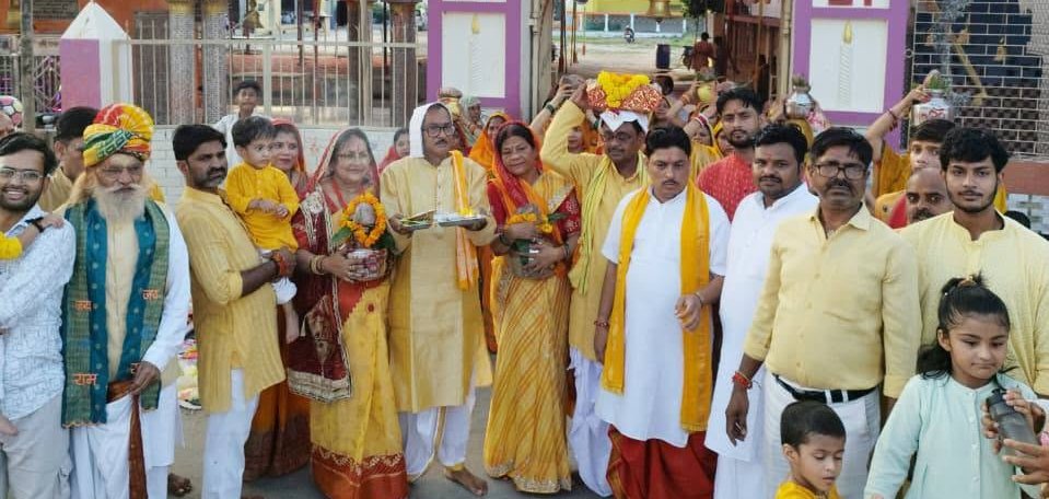 कलश यात्रा के साथ हुआ मंगल महोत्सव का शुभारम्भ